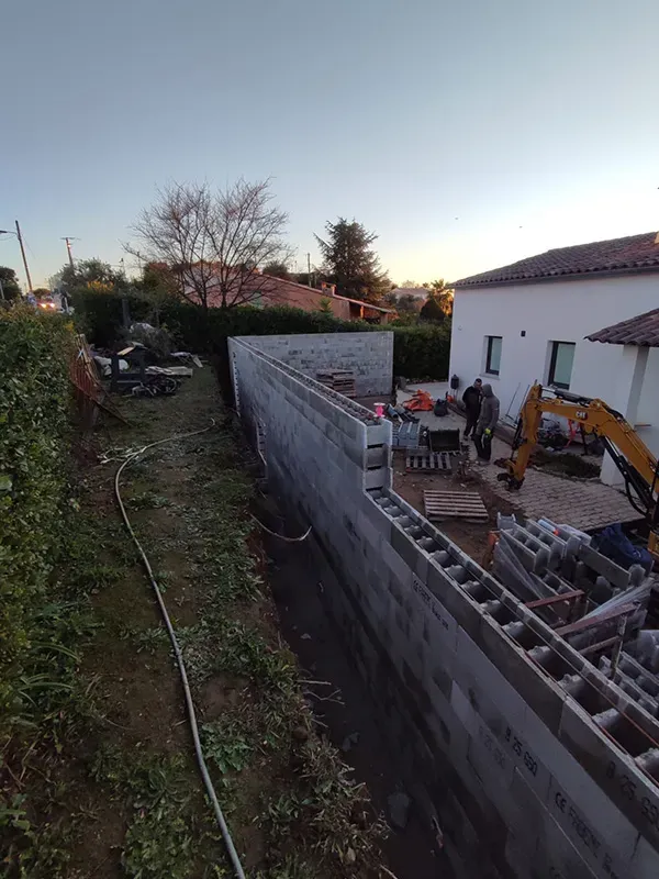 Galerie photos d’Earthworks à Cagnes-sur-Mer -0511